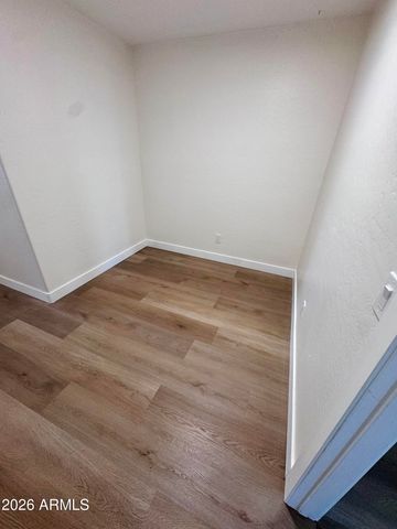 12382 W TURNEY Avenue, Avondale, AZ 85392