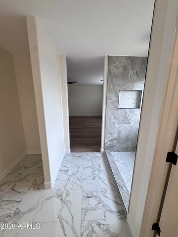 12382 W TURNEY Avenue, Avondale, AZ 85392