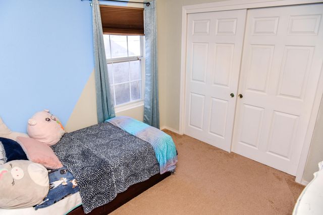 513 9th Street NE, Rio Rancho, NM 87124