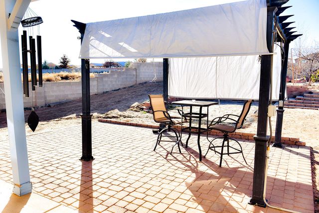 513 9th Street NE, Rio Rancho, NM 87124