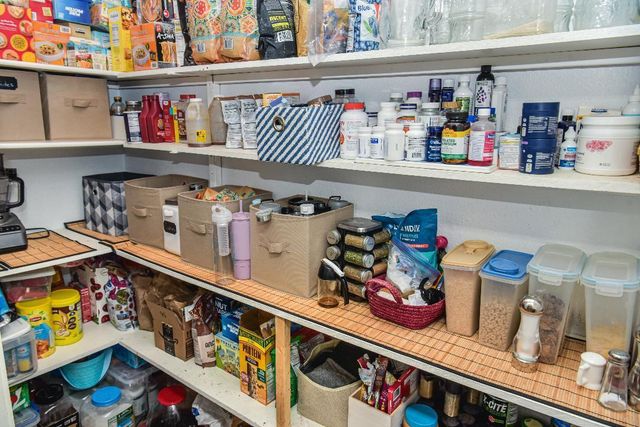 513 9th Street NE, Rio Rancho, NM 87124