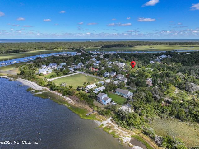 903 SOMERUELUS Street, Fernandina Beach, FL 32034