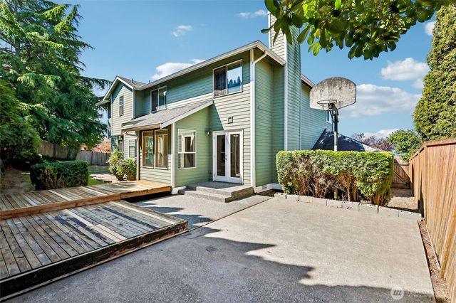 6816 58th Street NE, Marysville, WA 98270