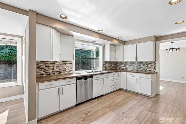 6816 58th Street NE, Marysville, WA 98270