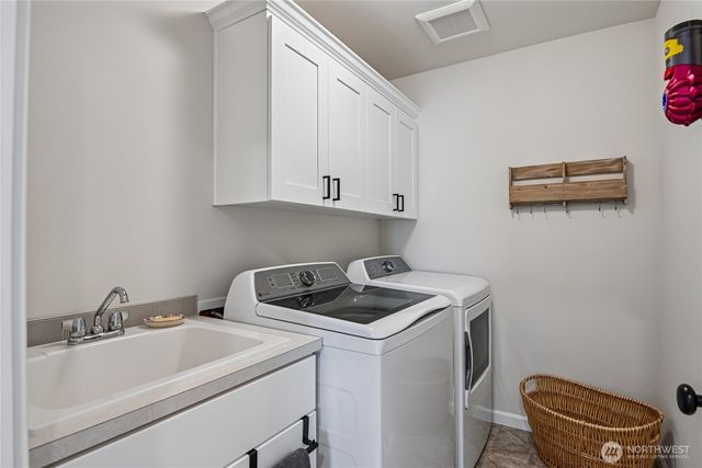 12104 126th Avenue Ct E, Puyallup, WA 98374