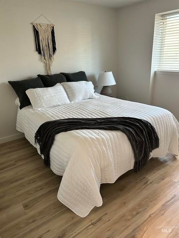 3897 S Yorktown Way, Boise, ID 83706