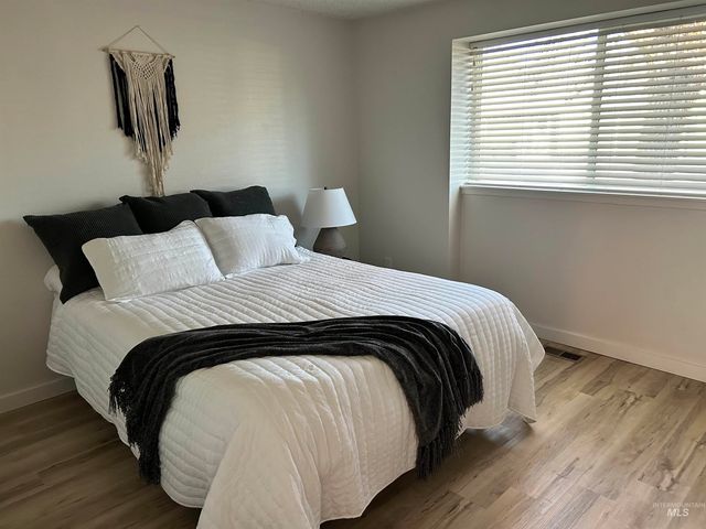 3897 S Yorktown Way, Boise, ID 83706