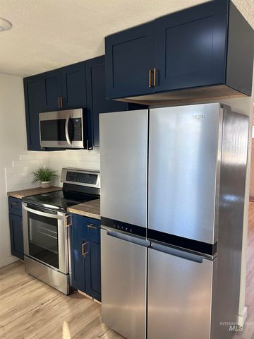 3897 S Yorktown Way, Boise, ID 83706