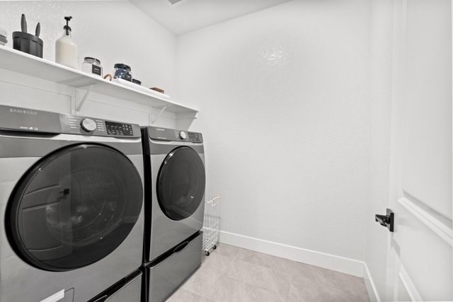 3213 Longspur Ln, West Sacramento, CA 95691