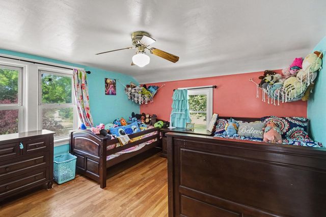 34 S Main Street Nw, Casnovia Twp, MI 49318