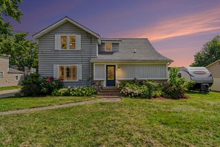 34 S Main Street Nw, Casnovia Twp, MI 49318