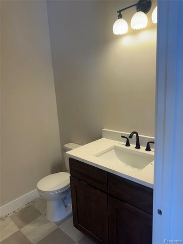 50386 Mistwood Drive, Macomb, MI 48042