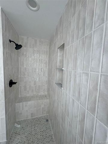 50386 Mistwood Drive, Macomb, MI 48042