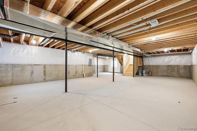 50386 Mistwood Drive, Macomb, MI 48042