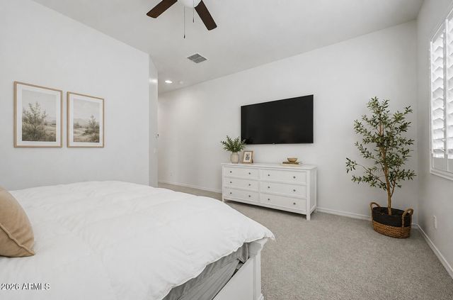 40641 N BARRED Place, San Tan Valley, AZ 85140