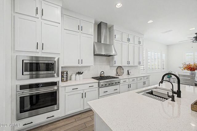 40641 N BARRED Place, San Tan Valley, AZ 85140