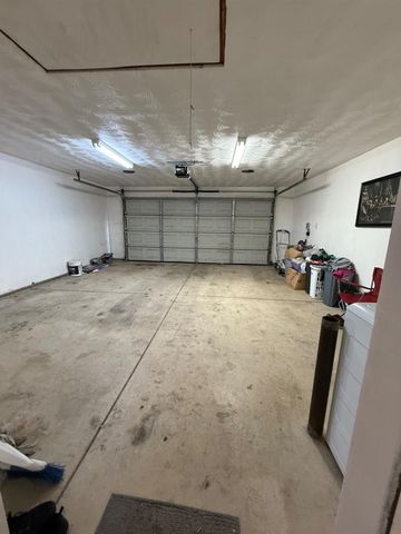 9873 Ferrel Ct, Delhi, CA 95315