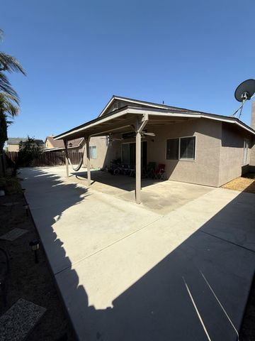 9873 Ferrel Ct, Delhi, CA 95315