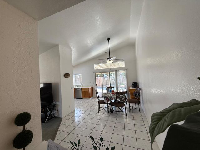 9873 Ferrel Ct, Delhi, CA 95315