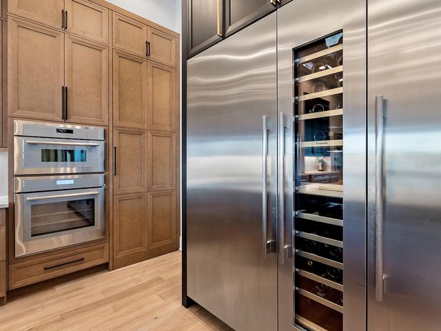 7958 OUTBOARD DRIVE, Sarasota, FL 34240