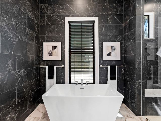 7958 OUTBOARD DRIVE, Sarasota, FL 34240