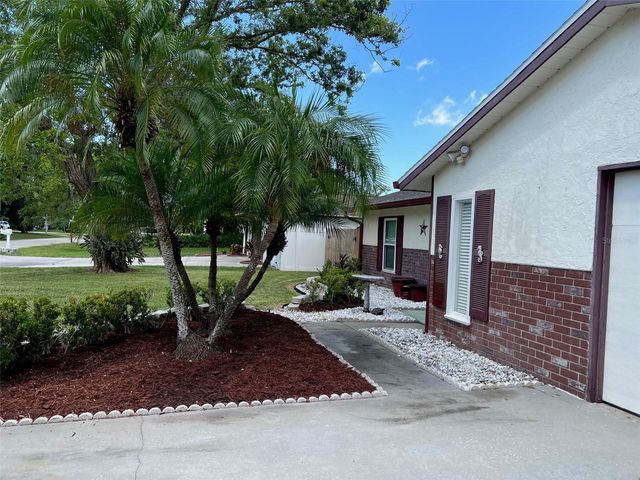 2425 DOUD STREET, Sarasota, FL 34231