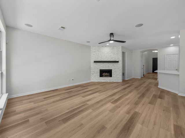 8207 Carter Street, Lantana, TX 76226