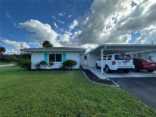 3824 ROXANE BOULEVARD 155, Sarasota, FL 34235