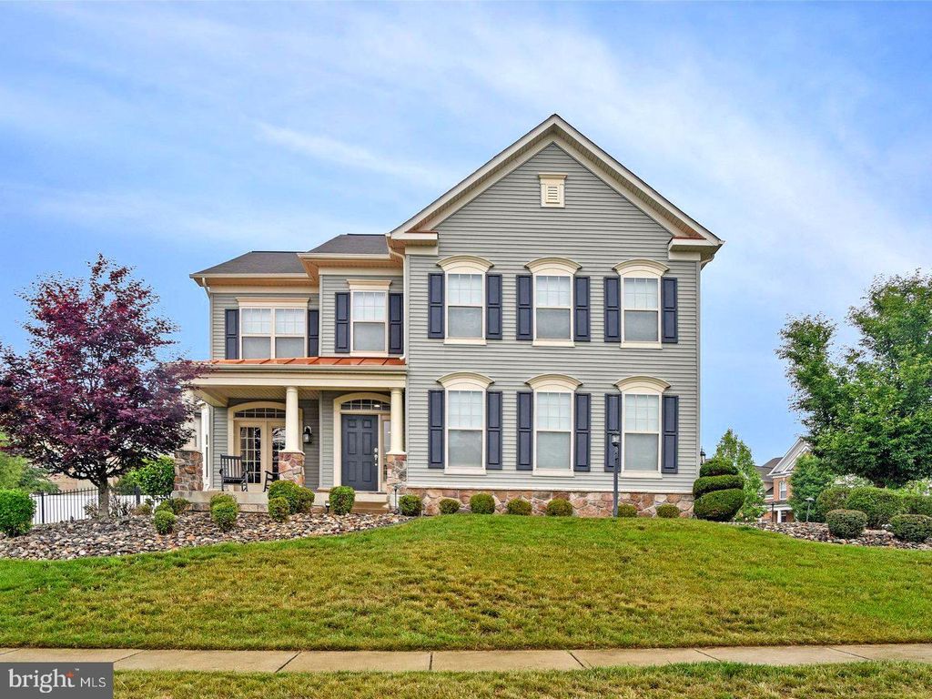 Image 1 of property listing at 2079 BAGPIPE LN, Waldorf, MD 20601