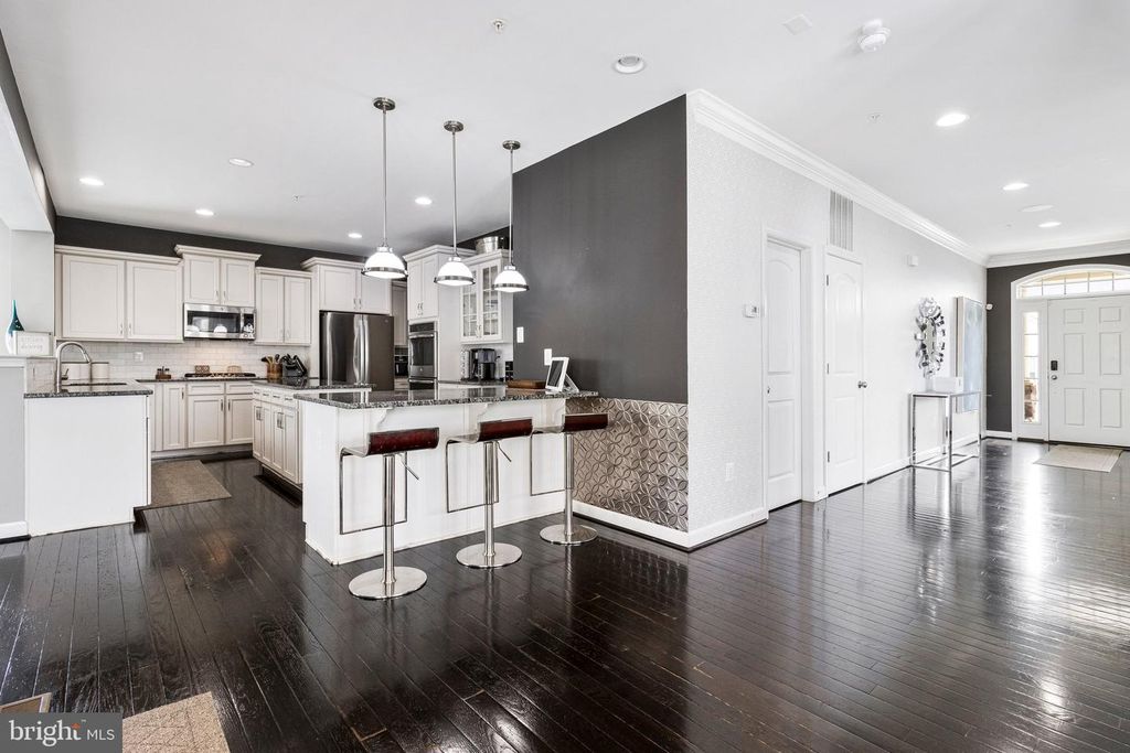 Image 11 of property listing at 2079 BAGPIPE LN, Waldorf, MD 20601