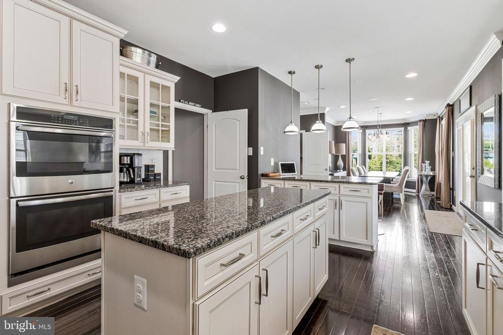 Image 14 of property listing at 2079 BAGPIPE LN, Waldorf, MD 20601