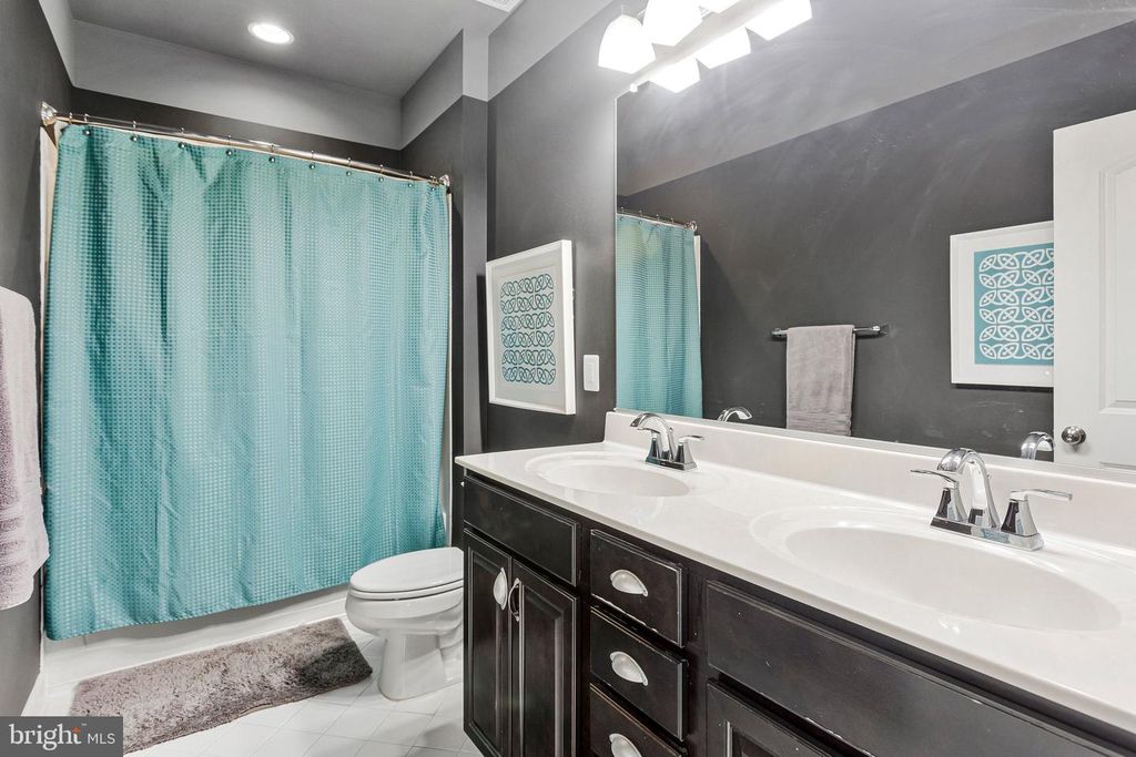 Image 24 of property listing at 2079 BAGPIPE LN, Waldorf, MD 20601