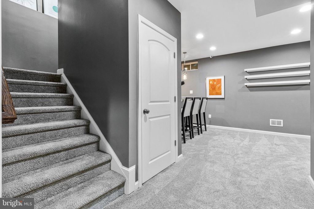 Image 36 of property listing at 2079 BAGPIPE LN, Waldorf, MD 20601