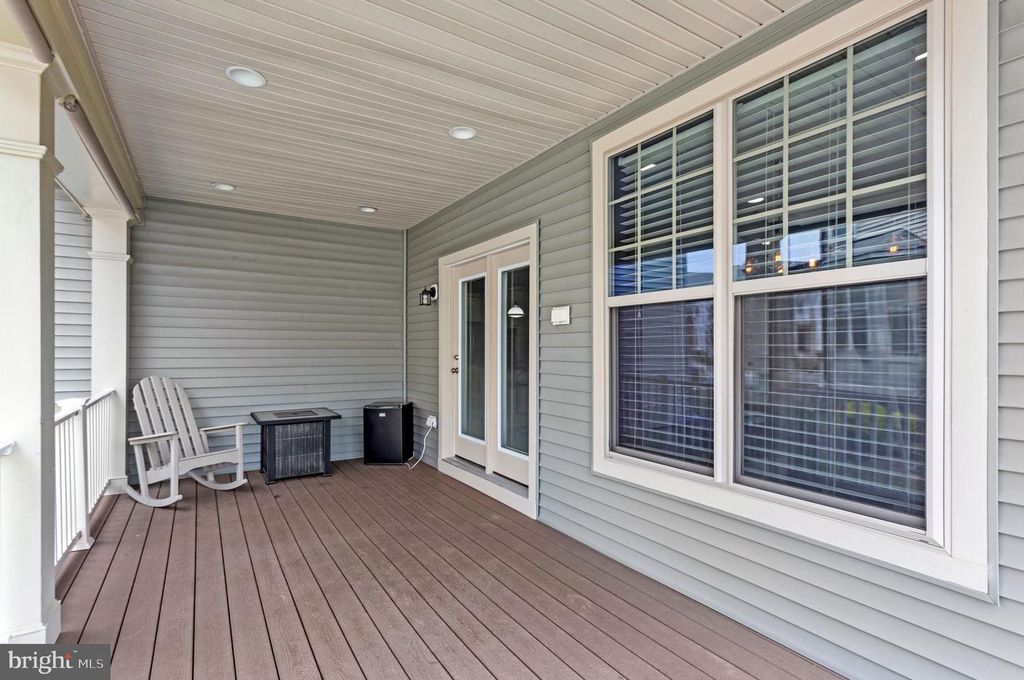 Image 47 of property listing at 2079 BAGPIPE LN, Waldorf, MD 20601
