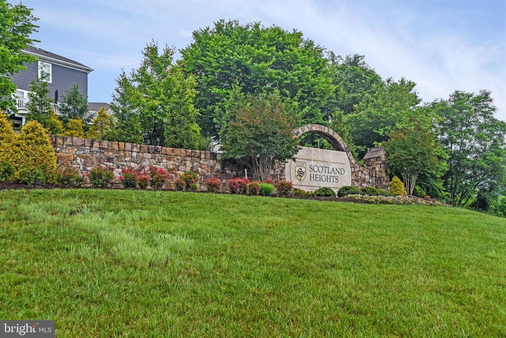 Image 51 of property listing at 2079 BAGPIPE LN, Waldorf, MD 20601