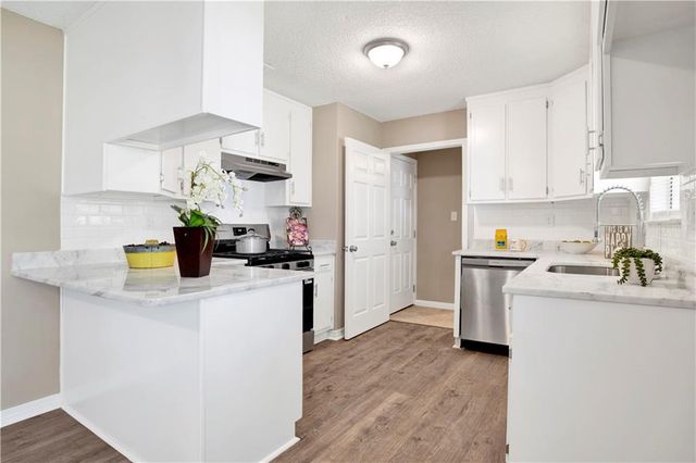 12140 Ladner Road, Grand Bay, AL 36541