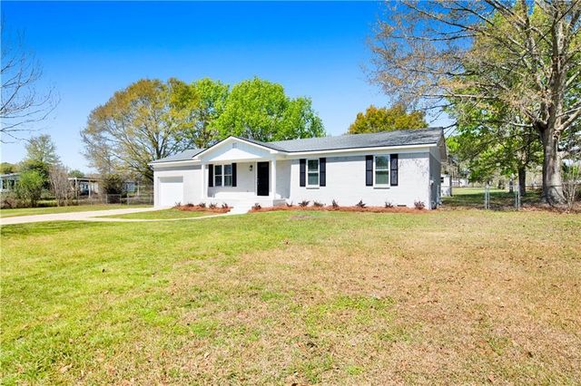 12140 Ladner Road, Grand Bay, AL 36541