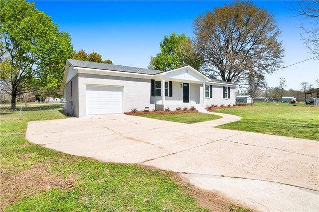 12140 Ladner Road, Grand Bay, AL 36541