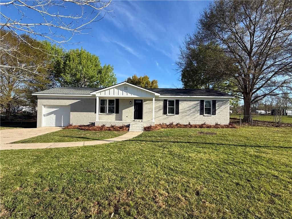 12140 Ladner Road, Grand Bay, AL 36541