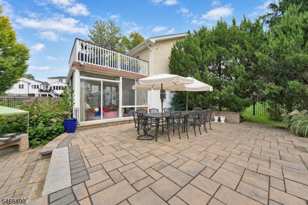 7 Fawn Dr, Montville Twp., NJ 07045 — photo 3