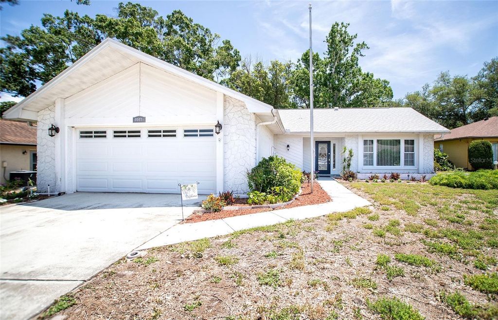 1647 BENTLEY COURT, Palm Harbor, FL 34684