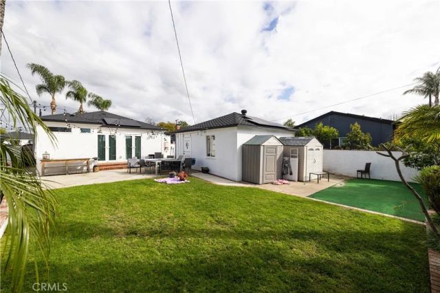 860 N Grand Street, Orange, CA 92867