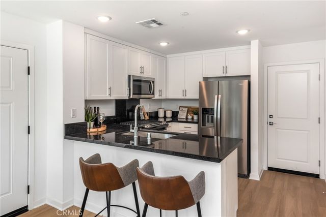 1122 Santo Antonio Drive, Colton, CA 92324