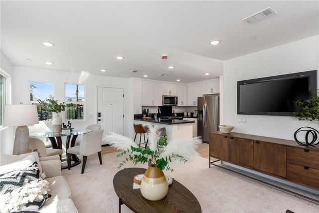 1122 Santo Antonio Drive, Colton, CA 92324