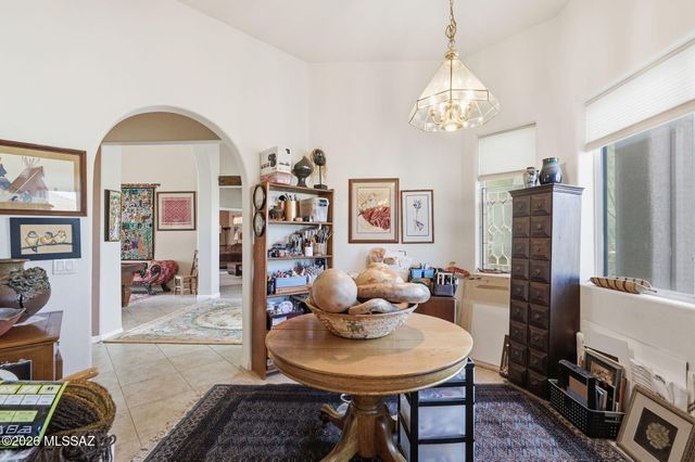 1731 W Placita De La Escalera, Sahuarita, AZ 85629