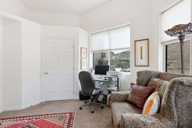 1731 W Placita De La Escalera, Sahuarita, AZ 85629