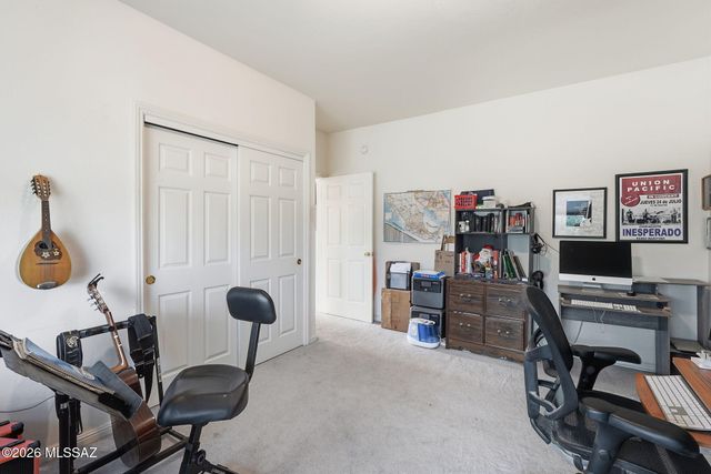 1731 W Placita De La Escalera, Sahuarita, AZ 85629