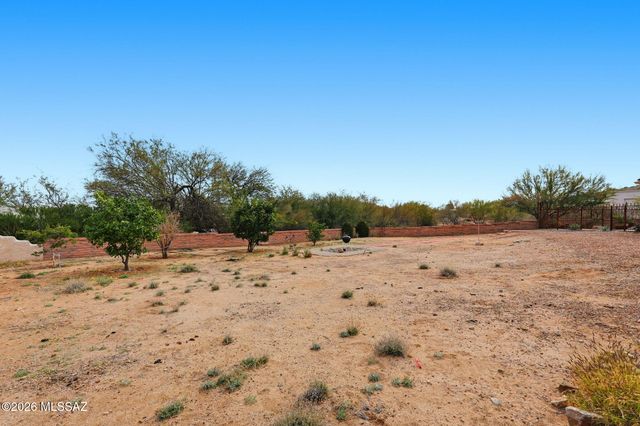 1731 W Placita De La Escalera, Sahuarita, AZ 85629