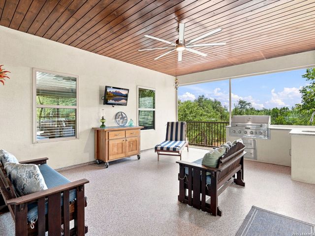 1711 Mountain Springs, Canyon Lake, TX 78133