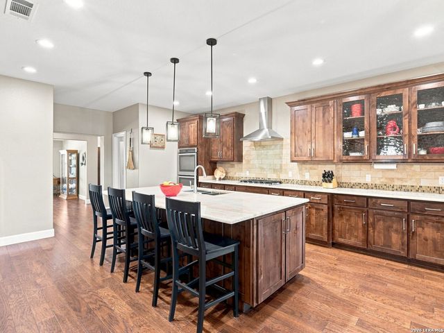 1711 Mountain Springs, Canyon Lake, TX 78133